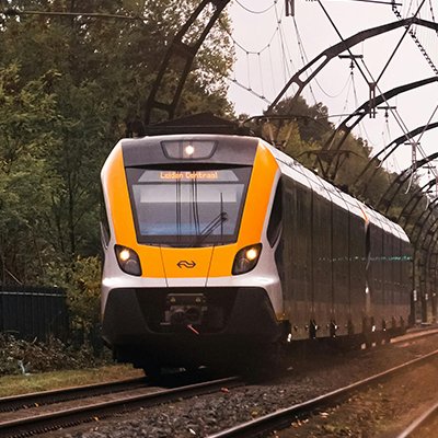 On The Rails - The Wise Traveller